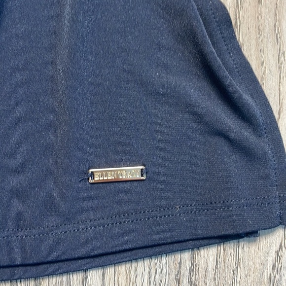 Ellen Tracy Navy Blue Short Sleeve Crewneck Blouse with tie waist, size small - Picture 6 of 8
